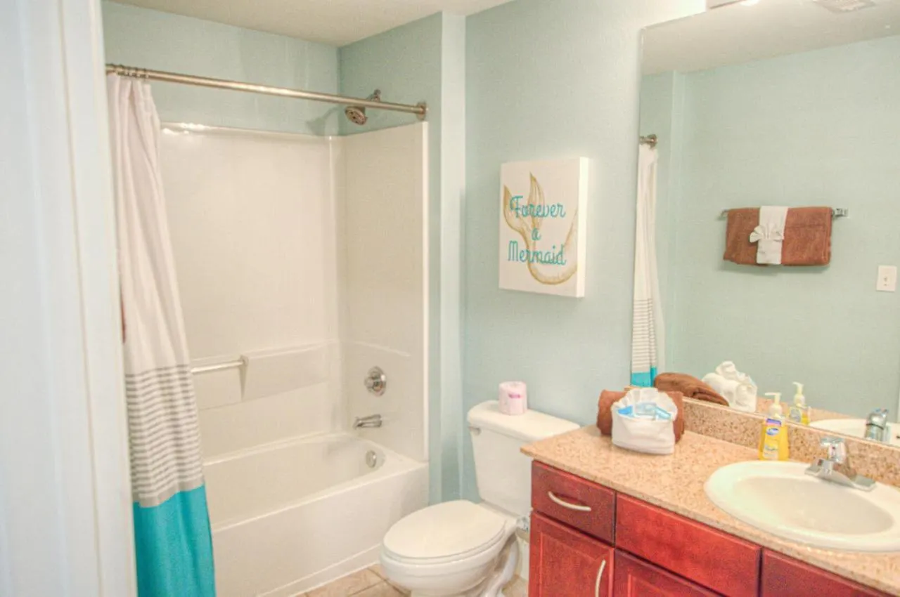 Semesterbostad Laketown 302! Beautiful 1 Bd, 2Ba! Lower Floor, Multiple Pools! Panama City Beach USA